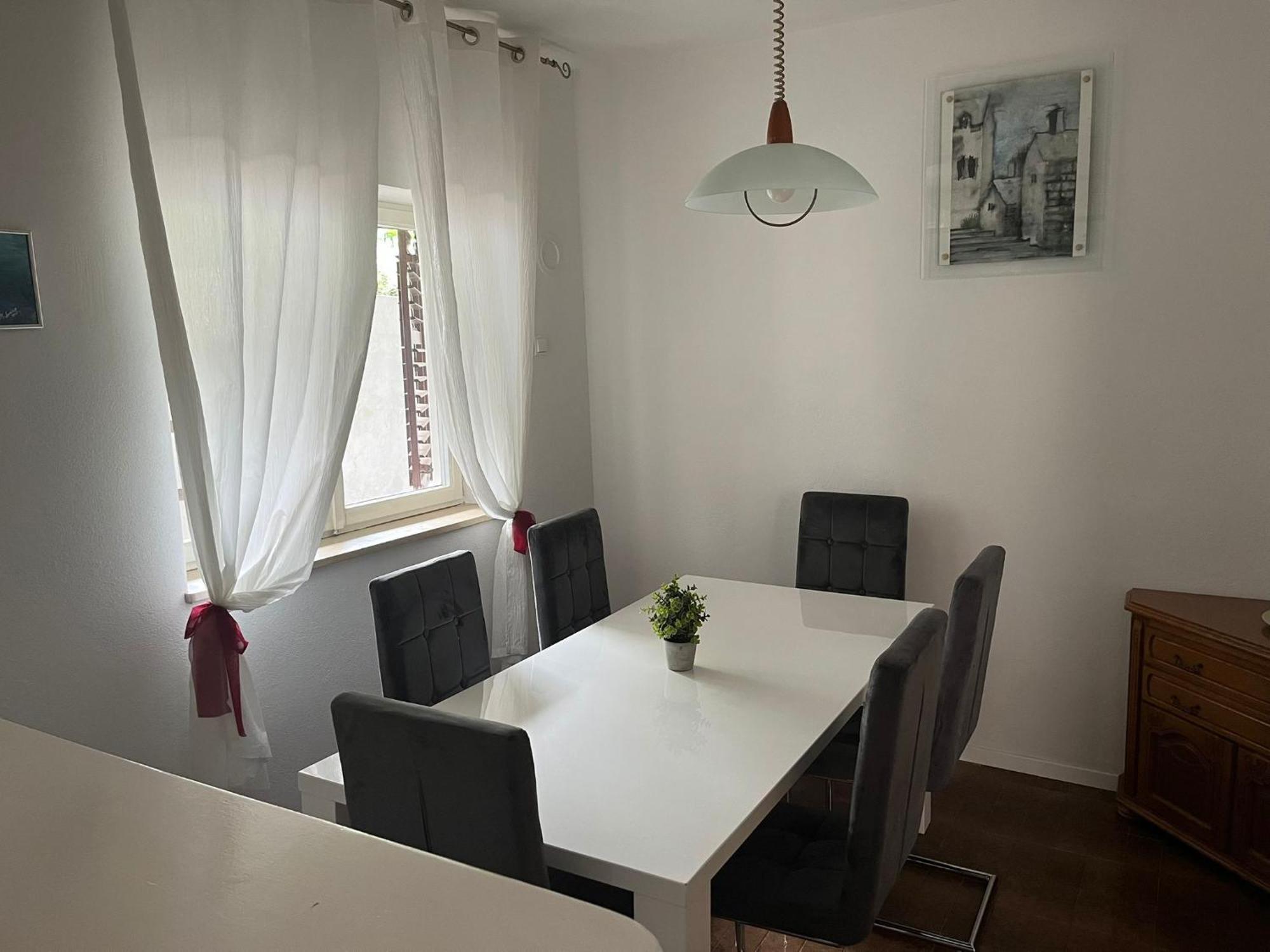 Sunset By The Sea Apartment Splitska Exterior foto
